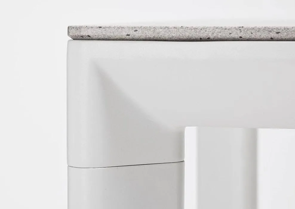 Addis Bar Table in Birch/Atalia