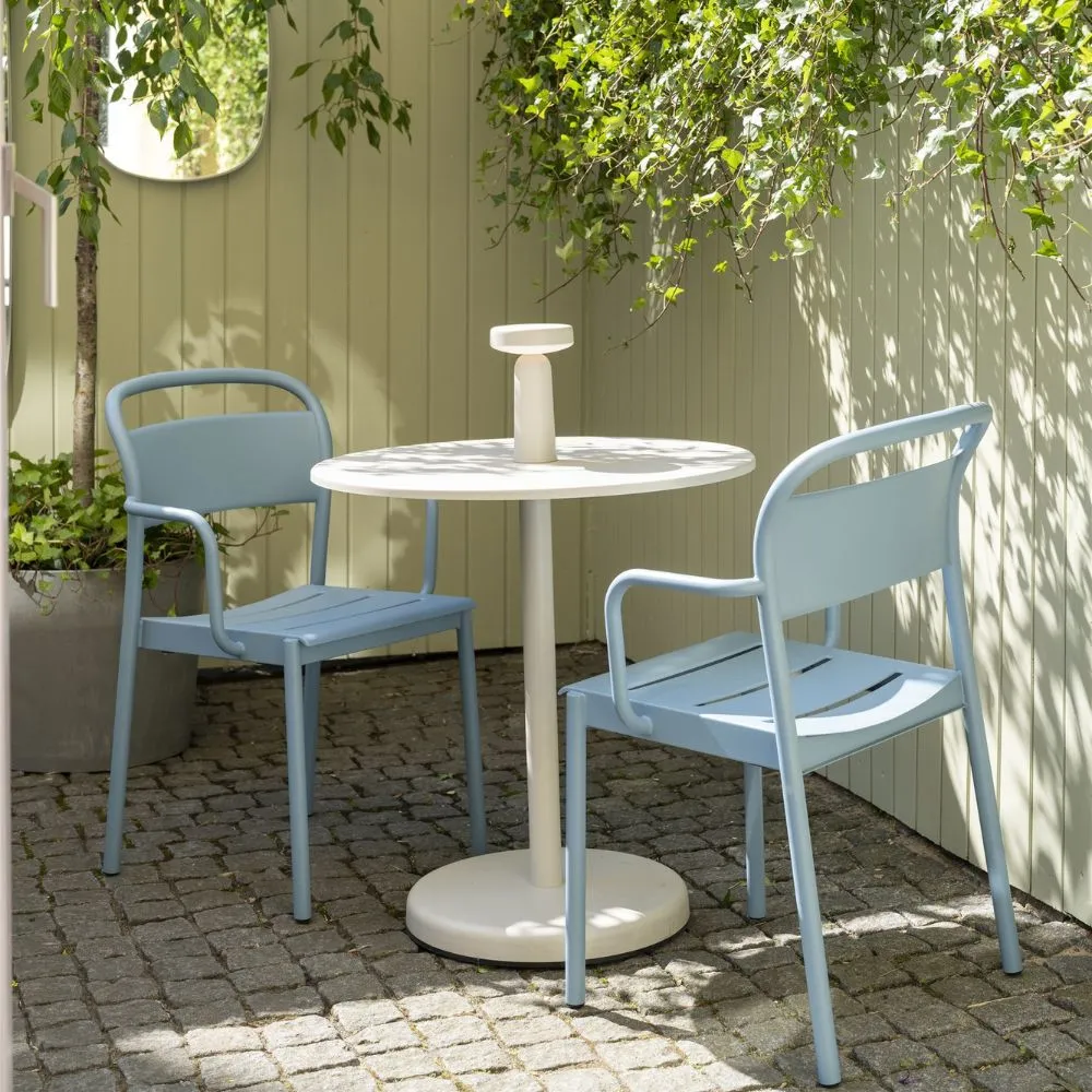 Muuto Linear Cafe Table - Round