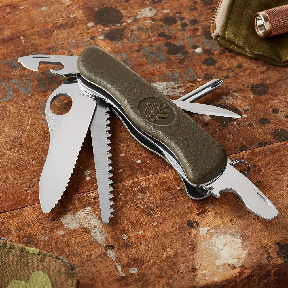 VICTORINOX Swiss Army One-Hand Trekker Multi-Tool Pocket Knife - 8461.MW4DE-X1